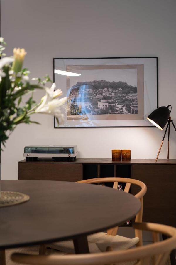 Unique 2 Bedrooms Apartment, Steps To Plaka And City Center Aten Exteriör bild