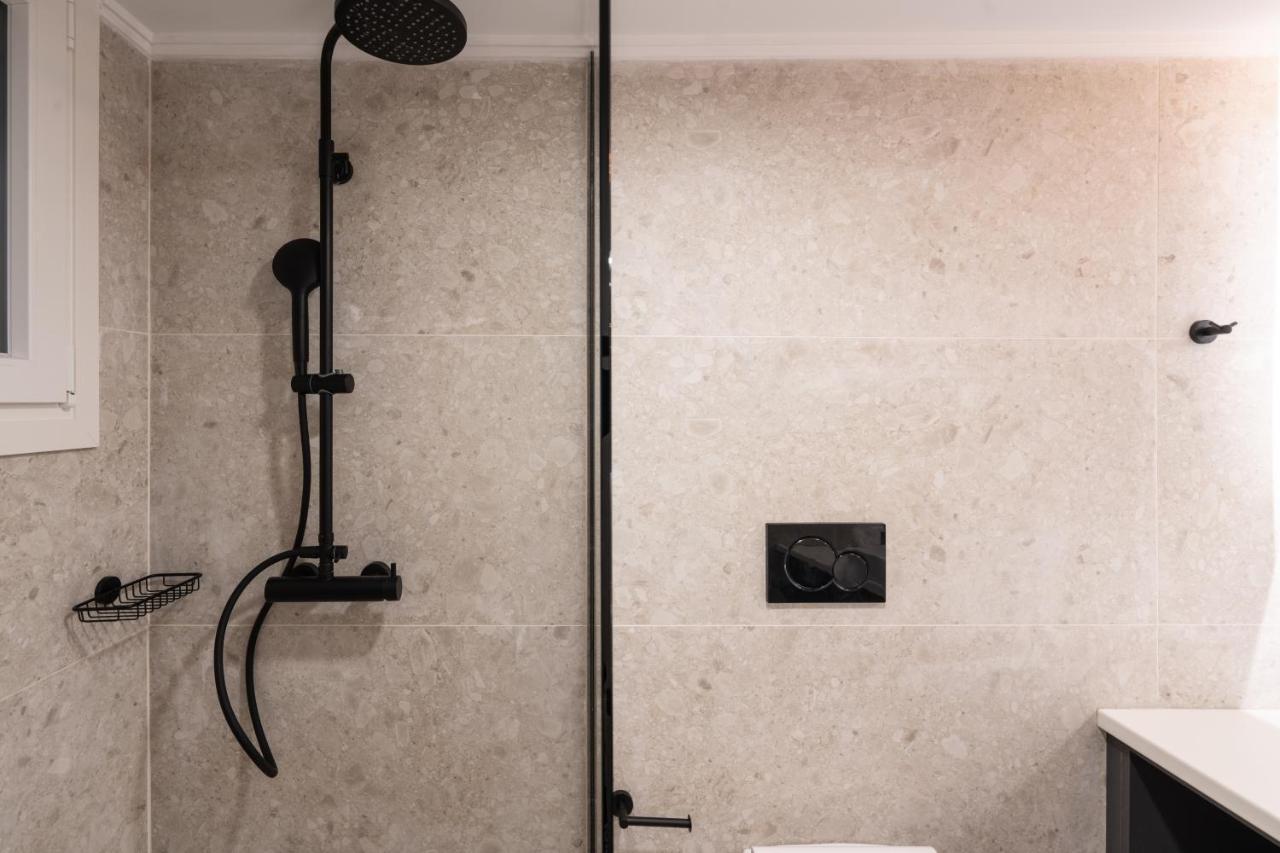 Unique 2 Bedrooms Apartment, Steps To Plaka And City Center Aten Exteriör bild